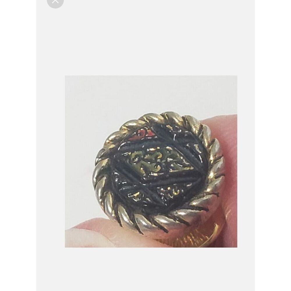 VINTAGE SARAH COVENTRY Tack Pin